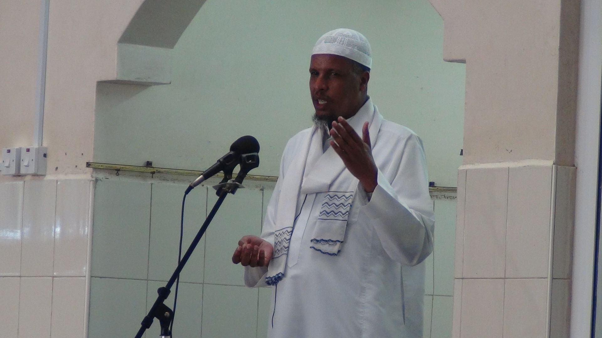 Khudbadii Jimce ee Masjidka Al-hidaaya ee magaalada Nairobi Sh Shibli [Dhagayso]