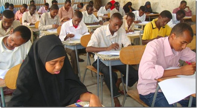 Machadka Al-furqaan Buuhoodle oo imtixaankii sanad dugsiyeedka soo afmeeray.[Video]