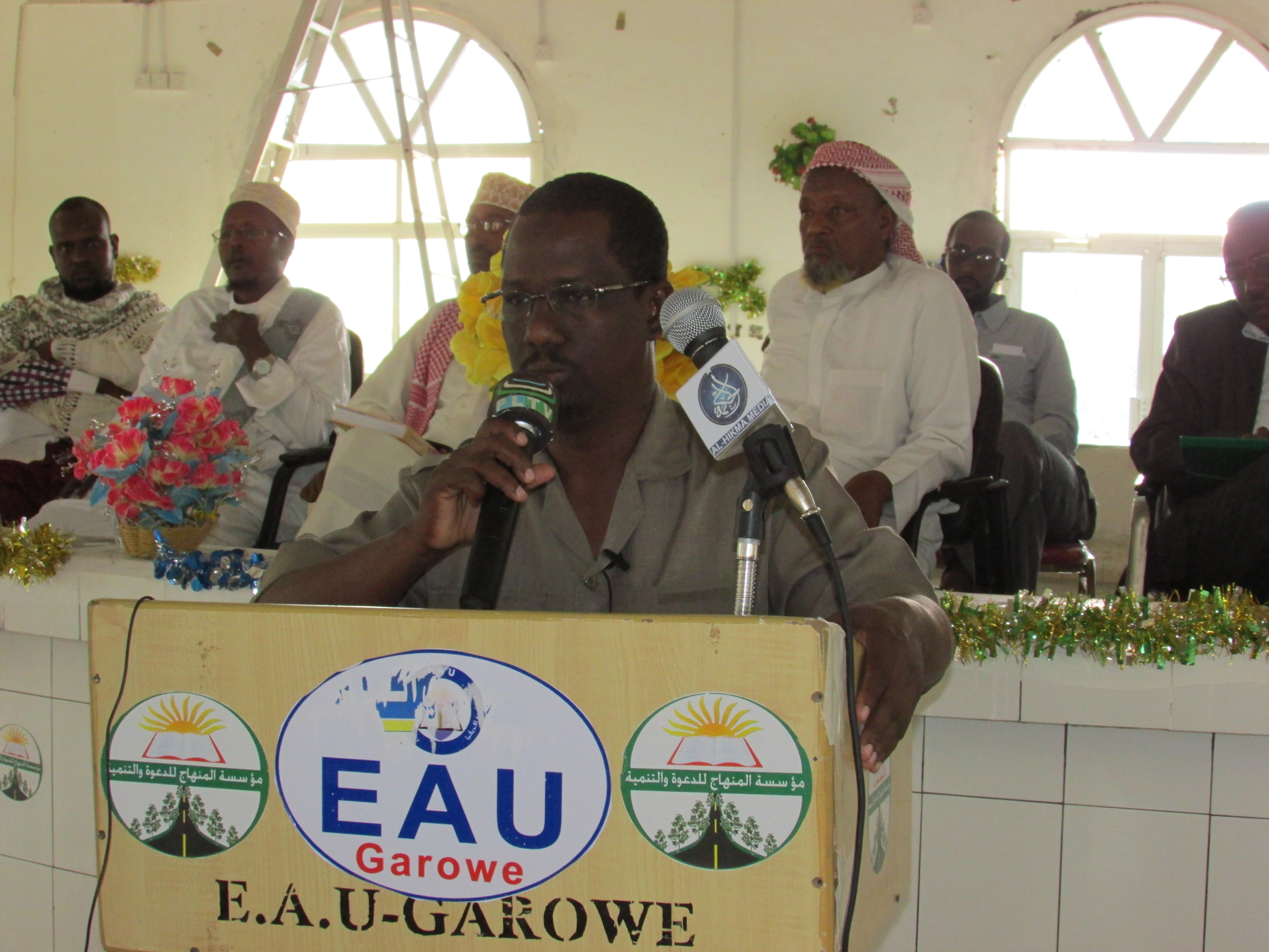 SHIRKII SANAD LAHA AHAA EE MU,ASASADA ALMINHAAJ OO MAANTAY SIRASMI AH UGA FURMAY  GAROWE (SAWIRO)