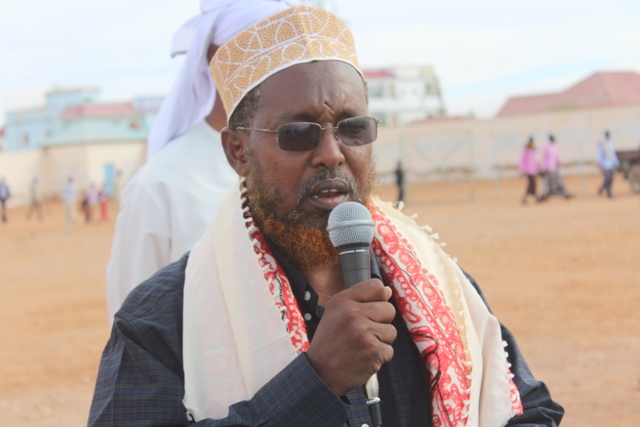 Sh Maxamuud Xaaji Yuusuf khudbadii ciida ka jeediyey Garoonka Mira Awaare ee Garoowe (Dhageyso)