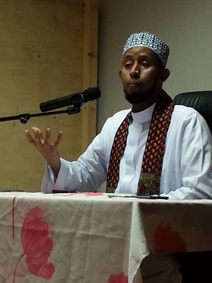 Sh. Dr.C/weli Sh. Maxamed Xaaji.Yuusuf oo safar dacwadeed ku tegay Lieks.[Dhagayso]