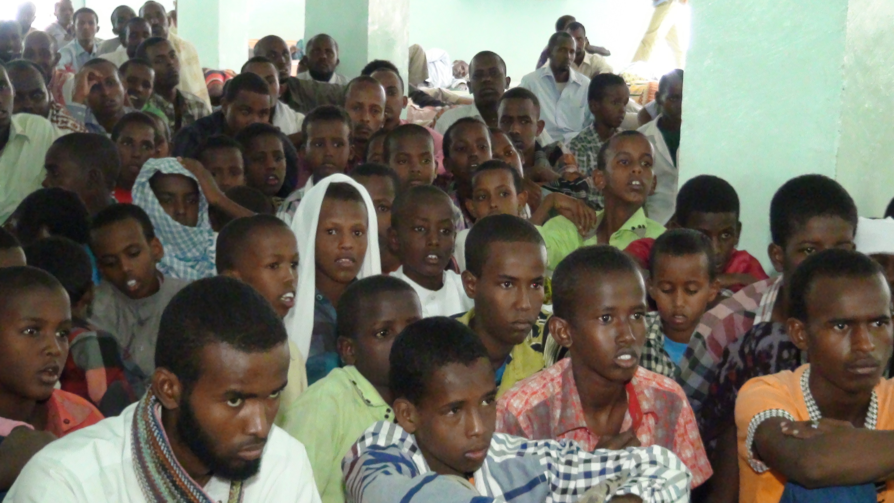 Daawo.Kulan Cilmiyeed kii Taxanaha ahaa ee kasocday Masjidka Al-Huda Garowe oo Galay Habeen kii Labaad .