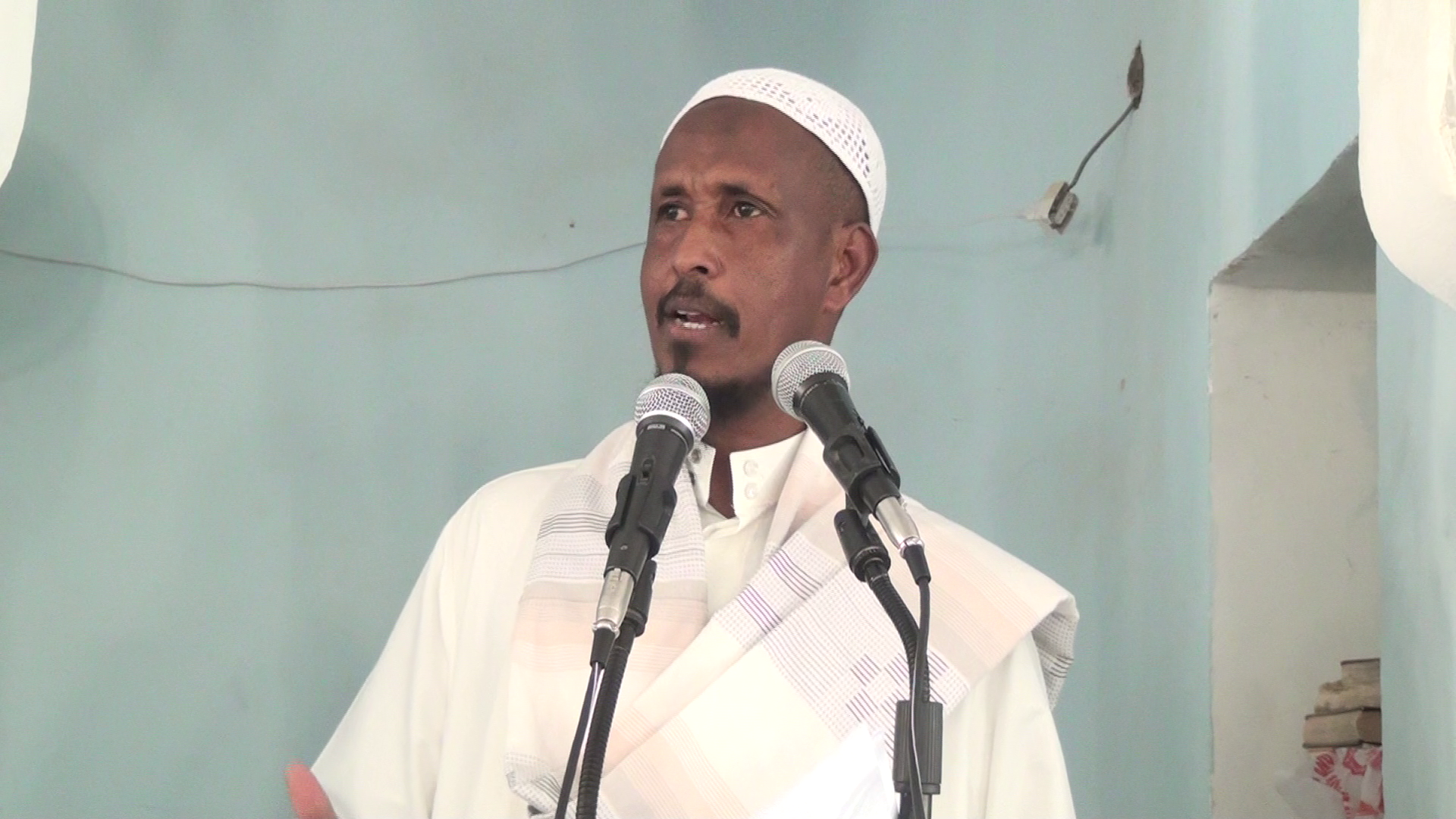 Daawo: Sh. Axmed Cabdi Samad Oo Nasiib Daro Kutilmaamay Dagaalka Mudug Islamarkaana Baaq U Diray C/wali Gaas Iyo C/kariin :