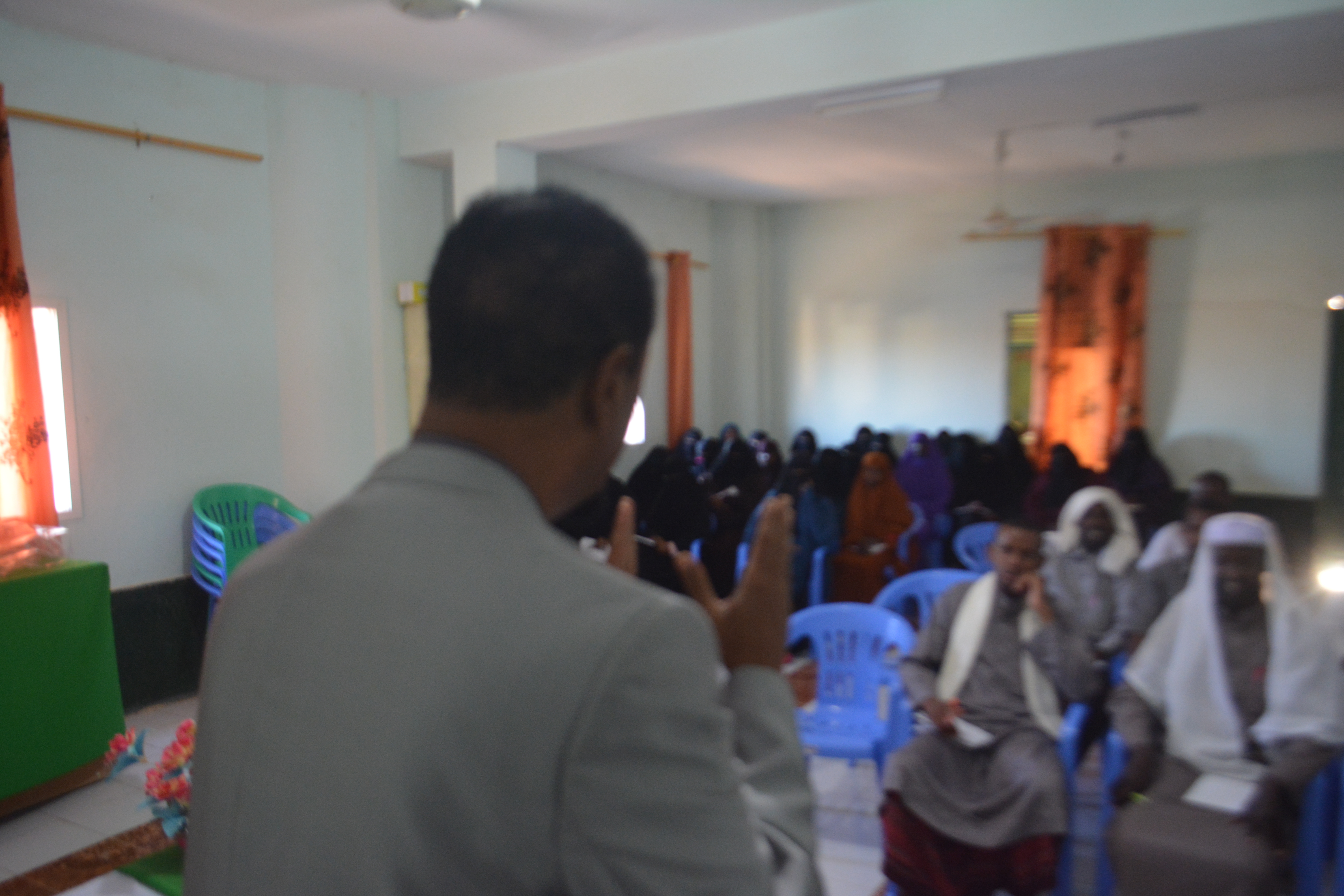 Mu’asasada Al-Minhaaj Xafiiskeeda Nugaal Oo Tababar U qabatay Xubnaheeda Kaladuwan Ee Gobolka (Sawiro)