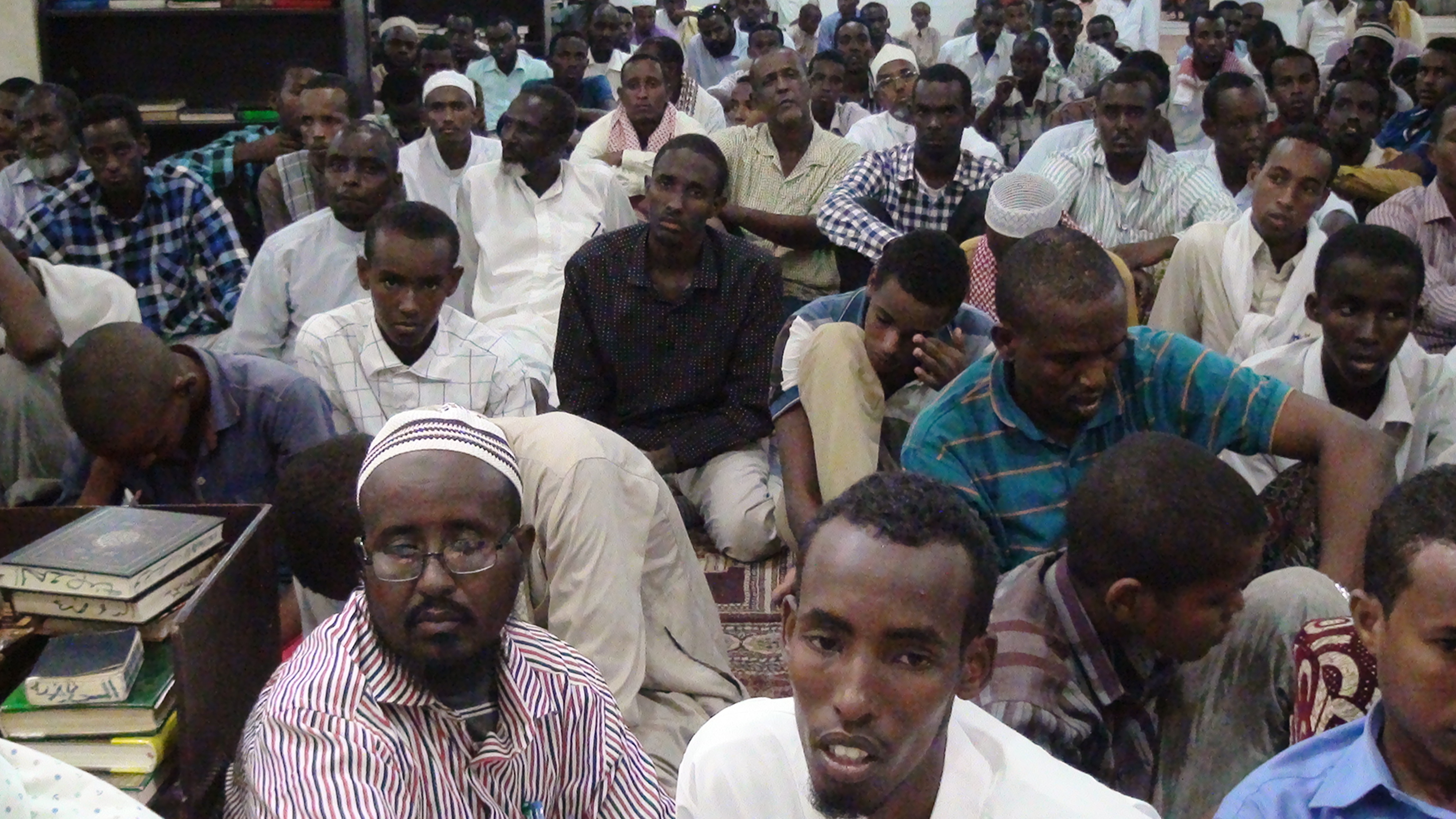 Daawo Nadwadii Kasocotay Masjidka Al-rowda Bosaso Oo Gashay Habeenkii 4aad Iyo Muxaadaradii Sh Maxamed Macalin Axmed ‘
