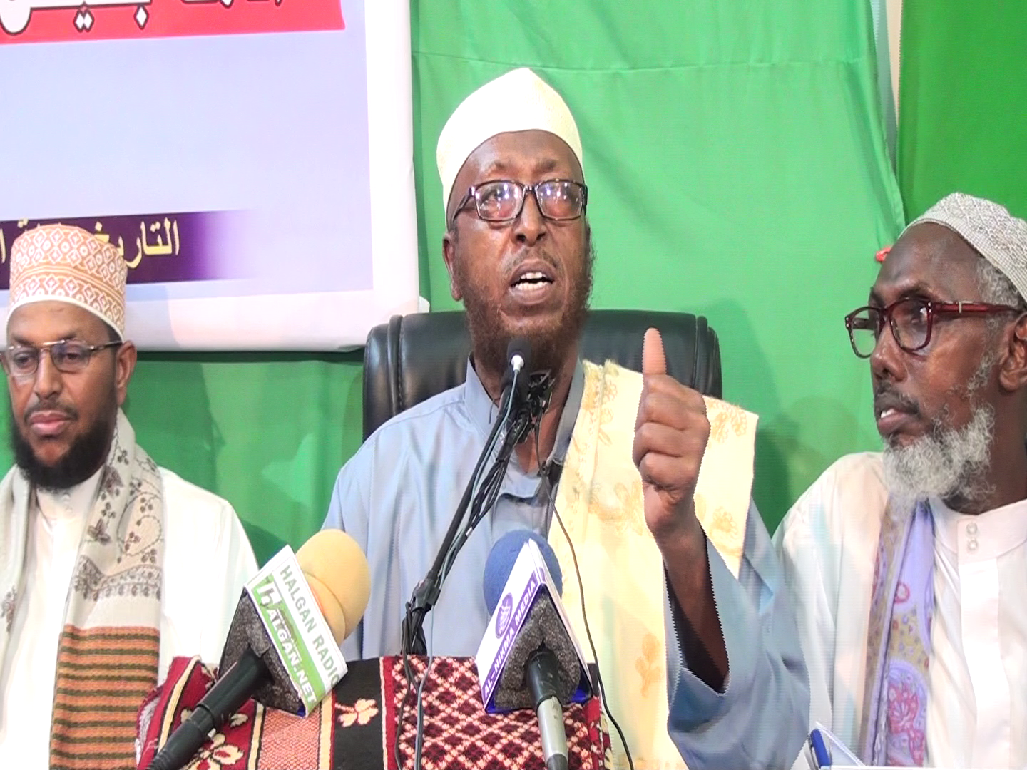 Daawo Nadwadii Kasocotay Masjidka Alrowda Bosaso Oo Gashay  Habeenkii 2aad Iyo Darsigii Sh.Cabdi Naasir Xaaji Axmed