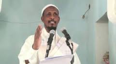 Gaalada iyo Gaalkacyo Ma wax baa isu galay ?W/Q:-Sh. Axmed CabdisamadUsaama Bin Laadin iyo Ayman Addawaahiri waxay sheegeen inay ururka Alqaacida u aasaaseen la dagaalanka Yuhuuda iyo Macatableyda.  Ururkaas iyo kooxaha raacsan oo ay ka mid tahay Xarakada Alshabaab waxaa dhaqan u ahaa in ay muslimiinta u soo bandhigaan sawiro xanuun badan oo muujinaya muslimiin ay gaalo xasuuqayso ama ciqaabayso ama la qixinayso iwm.  Kolkii dadka dareenkooda ay kiciyaan oo ku abaabulaan koryeelida islaamka iyo ka hortagida dulmiga gaalada ayay shaqadooda aasaasiga ah ee ugu badan ka dhigaan xasuuqa , qixinta iyo cabsigalinta muslimiinta.  Marar badan ayaan isweydiiyey sida ay isu qabanayso muslimiin la xasuuqayo ayaan u gurmanaynaa iyo annaguna muslimiinta dhinacayaga ayaan ka xasuuqaynaa.  Gabagabadii maadaama aysan waxba isu galin reer Gaalkacyo iyo Yuhuuda iyo Macatableyda ay Alqaacido tiri waan la diriraynaa ayaan is iri : malaha labada magac ee GAALO iyo GAALKACYO ayaa isu la ekaaday!  W/Q:-Sh. Axmed Cabdisamad