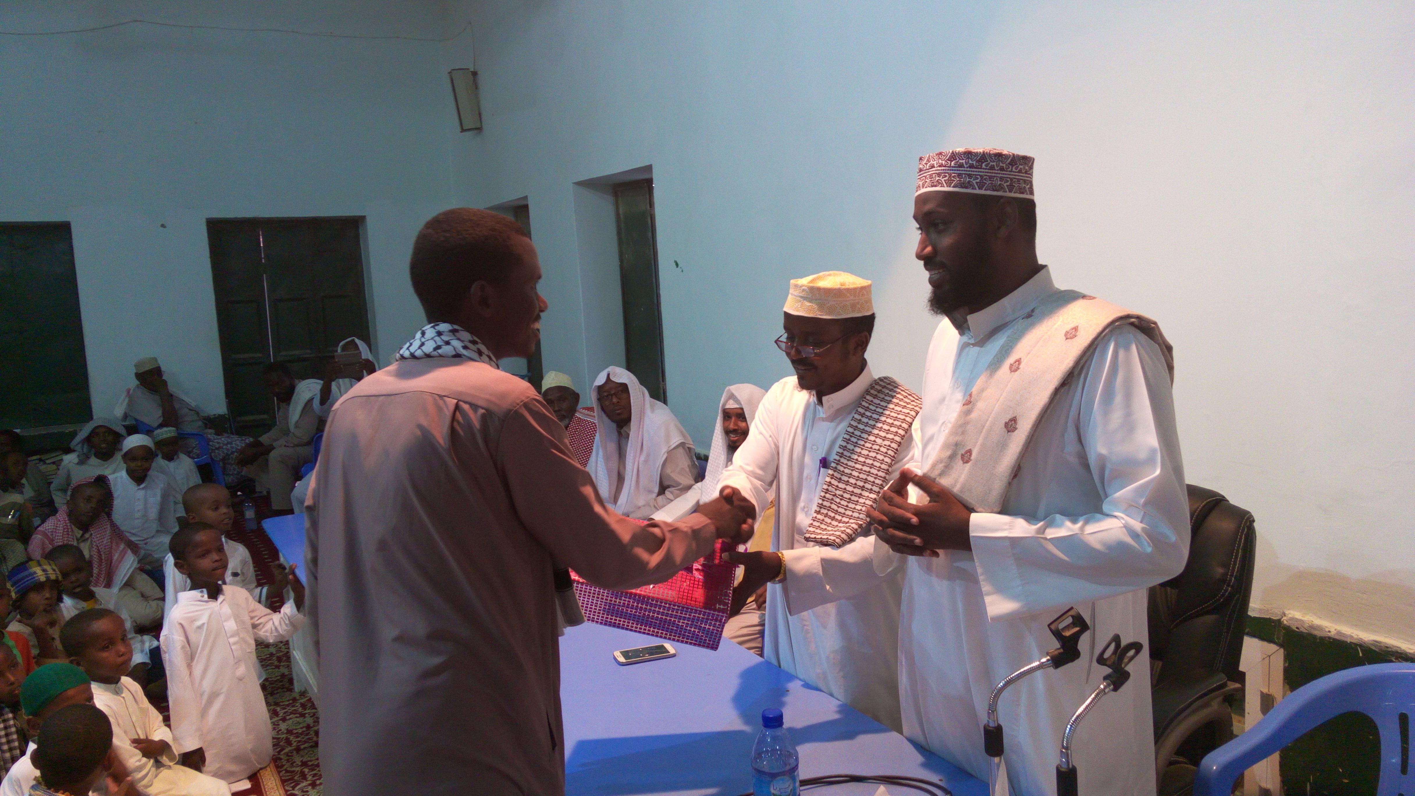 Xaflad Loo Qabtay 60Arday Oo Bartay Kutubta Aas’aaska U ah Shareecada Islaamka Magalada Garowe .