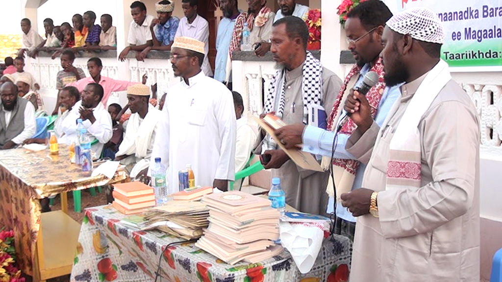 Adray Dhamaysay  Qur’aanka  Iyo Diin ah oo Xaflad Loogu qabtay Tuulada Kalabayr Ee Gobolka Nugaal.