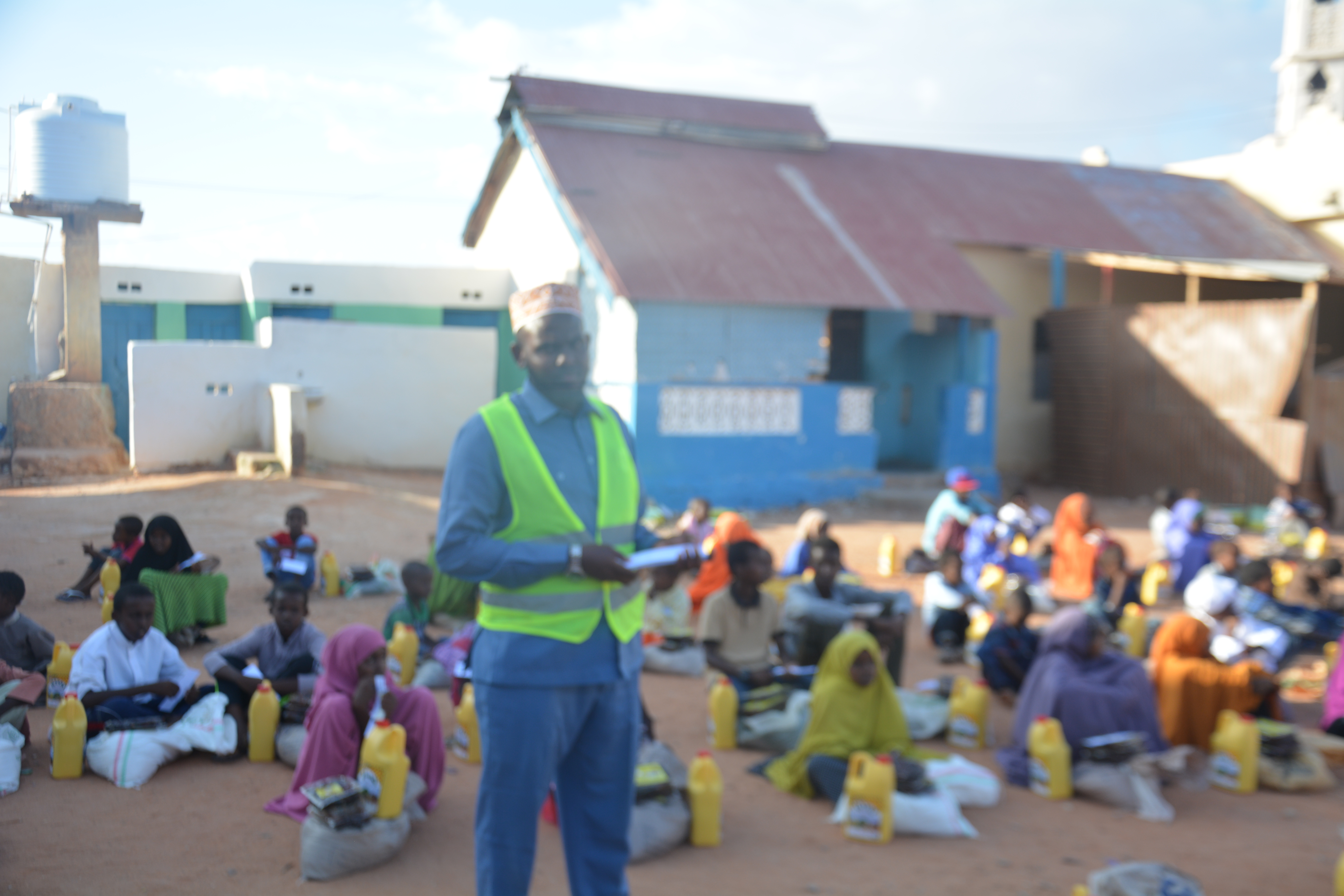 Mu’assasada Al Minhaaj Mudug oo Galabta Raashin uqeybisay qaar ka mida Agoomaha ku nool Magaalada Galkacyo.
